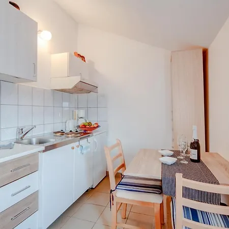 Kotoras Apartamento Vrboska