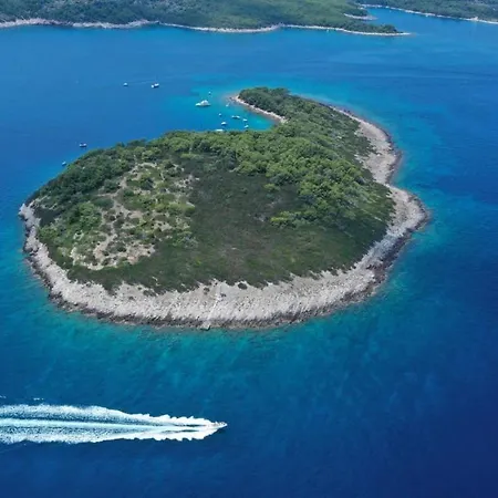Kotoras Apartment Vrboska