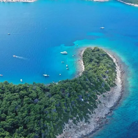 Kotoras Vrboska